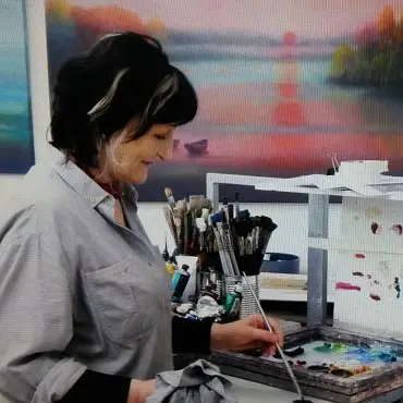 Artist profile of featured artist Lee Campbell on the UK Artists online gallery